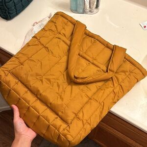 Baggu puffer tote